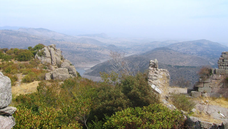 Le Bakırçay (antique Caïque) vu de l'acropole de Pergame